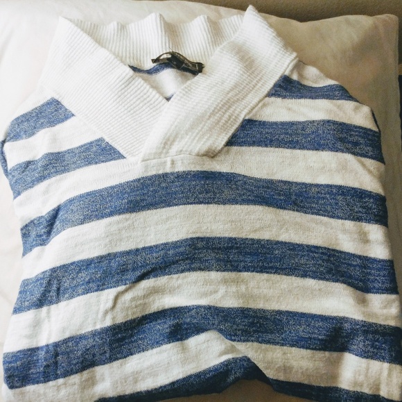 Express Other - Express mens sweater.